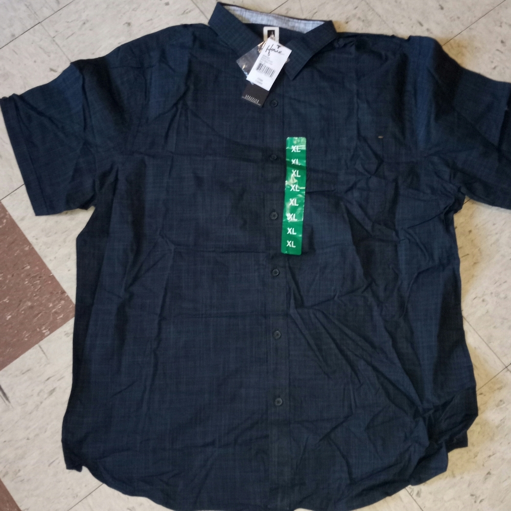 Brand new Xl short sleeve Button up Home 65